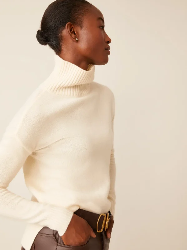 Clara Cashmere Turtleneck