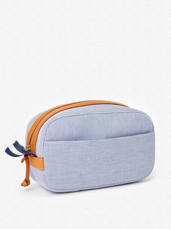 Shawn Seersucker Dopp Kit In Stripe